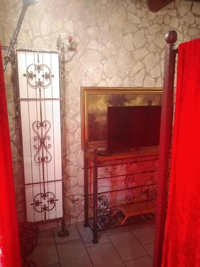 Castle House Apartment เกรโมนา ภายนอก รูปภาพ